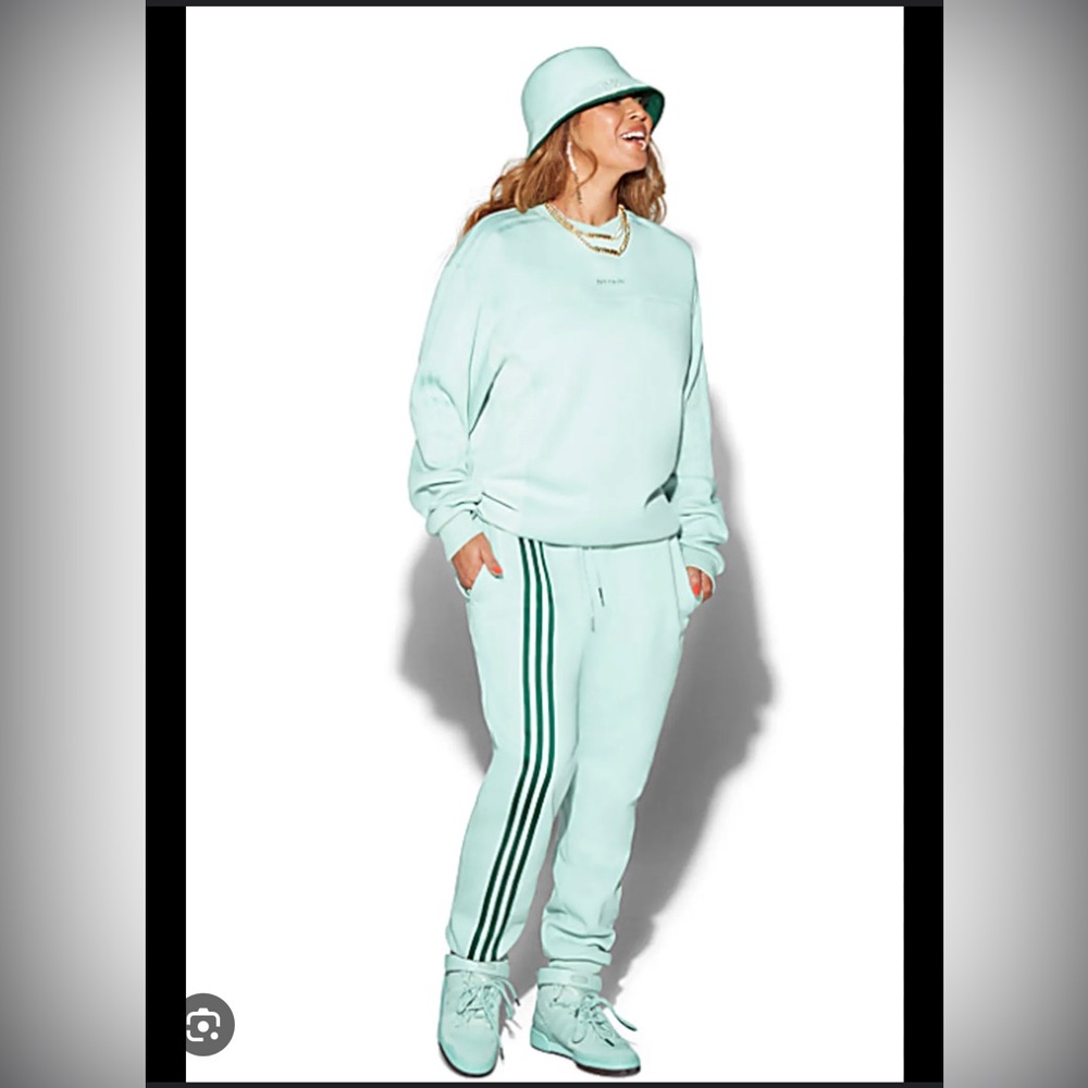 Ivy Park Mint Green Unisex jogger set size Small